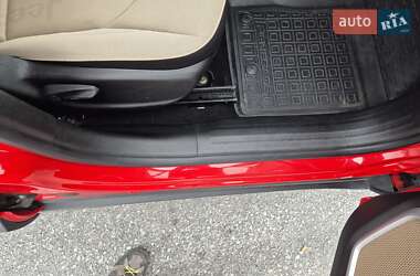 Позашляховик / Кросовер Jeep Renegade 2015 в 
