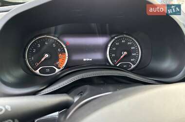 Внедорожник / Кроссовер Jeep Renegade 2018 в 