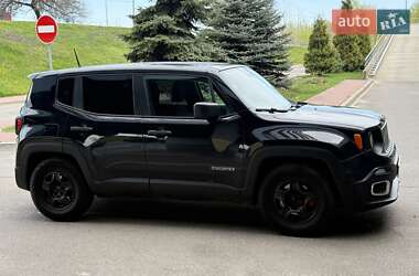 Позашляховик / Кросовер Jeep Renegade 2015 в 
