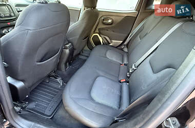 Позашляховик / Кросовер Jeep Renegade 2016 в 