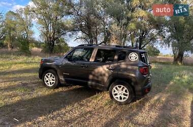 Позашляховик / Кросовер Jeep Renegade 2017 в 