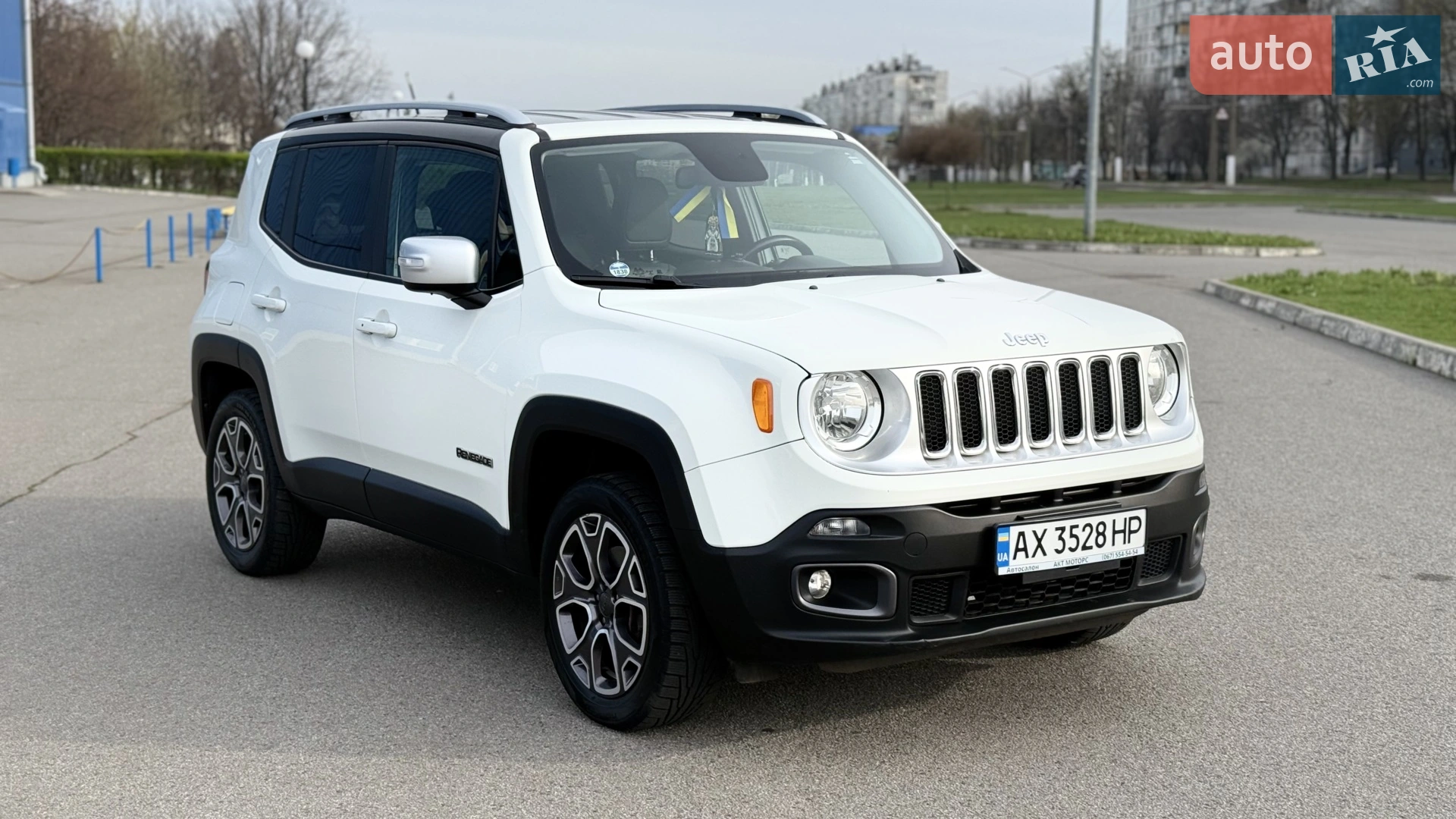 2016 Jeep Renegade - мініатюра 3