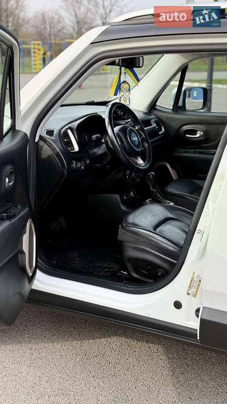 Внедорожник / Кроссовер Jeep Renegade 2016 в Харькове