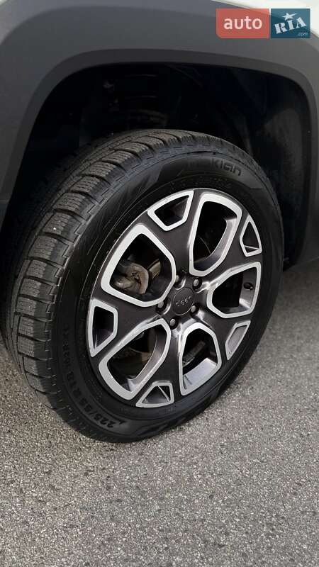 Внедорожник / Кроссовер Jeep Renegade 2016 в Харькове