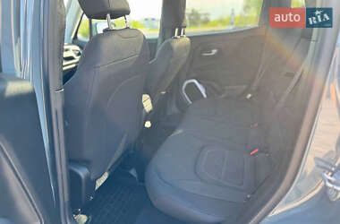 Внедорожник / Кроссовер Jeep Renegade 2018 в 