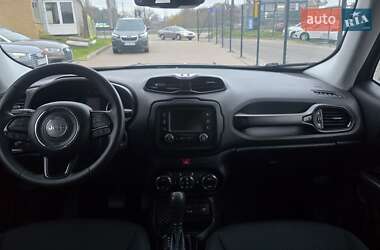 Внедорожник / Кроссовер Jeep Renegade 2017 в 