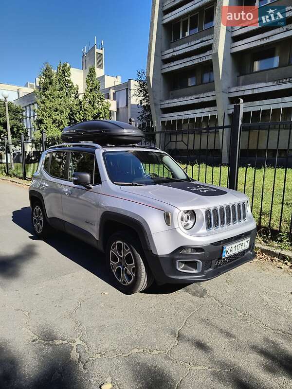Внедорожник / Кроссовер Jeep Renegade 2015 в 