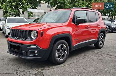 Позашляховик / Кросовер Jeep Renegade 2016 в 