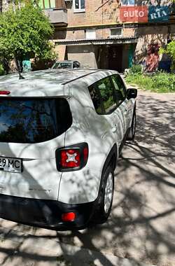 Внедорожник / Кроссовер Jeep Renegade 2018 в Киеве