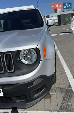 Внедорожник / Кроссовер Jeep Renegade 2015 в 