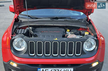 Внедорожник / Кроссовер Jeep Renegade 2015 в 