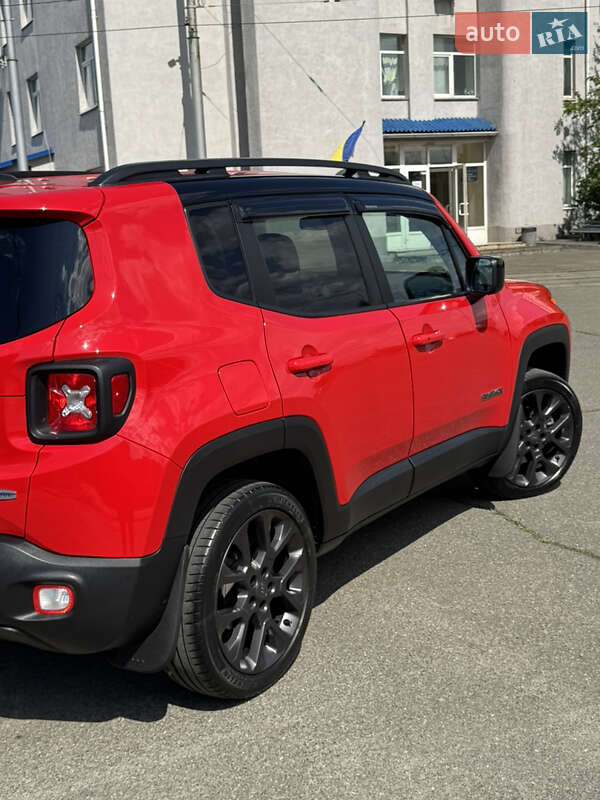 Внедорожник / Кроссовер Jeep Renegade 2021 в Киеве