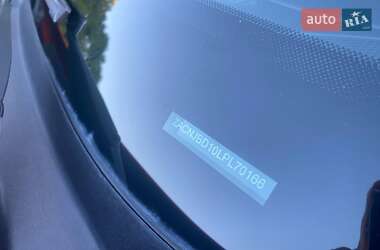 Внедорожник / Кроссовер Jeep Renegade 2020 в 