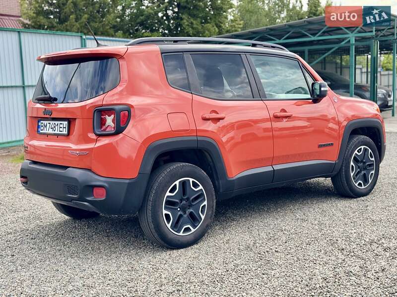 Внедорожник / Кроссовер Jeep Renegade 2015 в Сумах