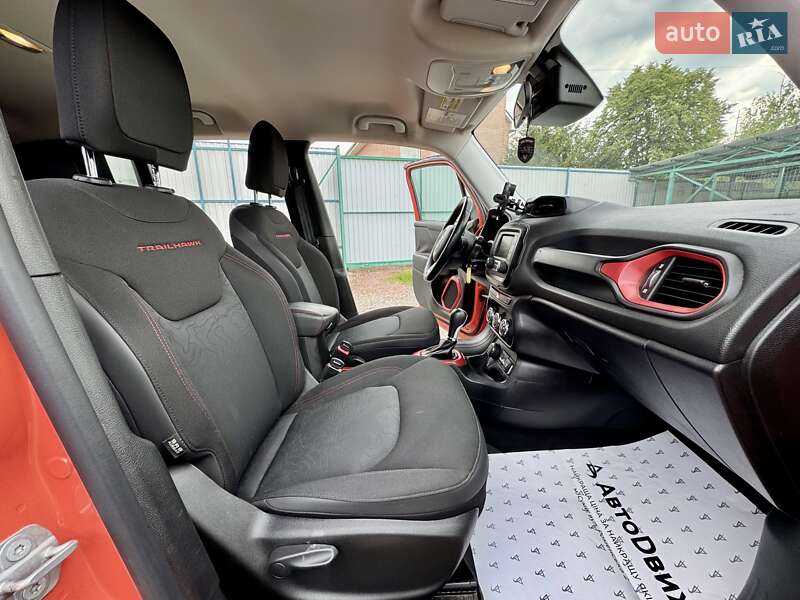 Внедорожник / Кроссовер Jeep Renegade 2015 в Сумах