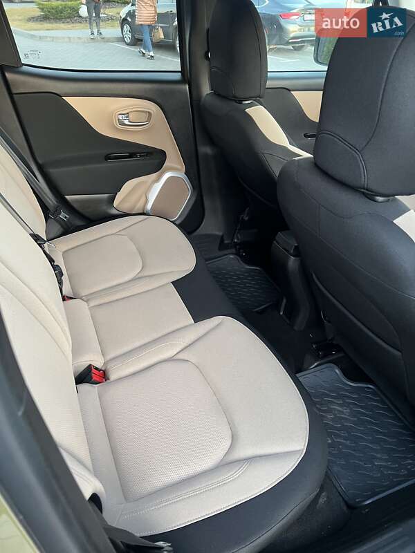 Внедорожник / Кроссовер Jeep Renegade 2015 в Тернополе фото 6 Внедорожник / Кроссовер Jeep Renegade 2015 в Тернополе