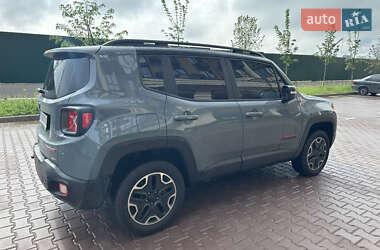 Позашляховик / Кросовер Jeep Renegade 2018 в 
