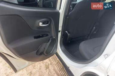 Позашляховик / Кросовер Jeep Renegade 2020 в 