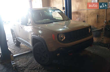 Позашляховик / Кросовер Jeep Renegade 2017 в 