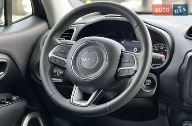 Внедорожник / Кроссовер Jeep Renegade 2020 в 