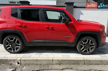 Внедорожник / Кроссовер Jeep Renegade 2020 в 