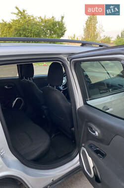 Позашляховик / Кросовер Jeep Renegade 2019 в 