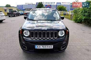 Внедорожник / Кроссовер Jeep Renegade 2016 в 