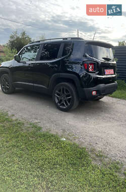Внедорожник / Кроссовер Jeep Renegade 2021 в 