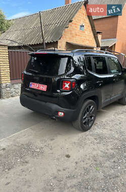 Внедорожник / Кроссовер Jeep Renegade 2021 в 
