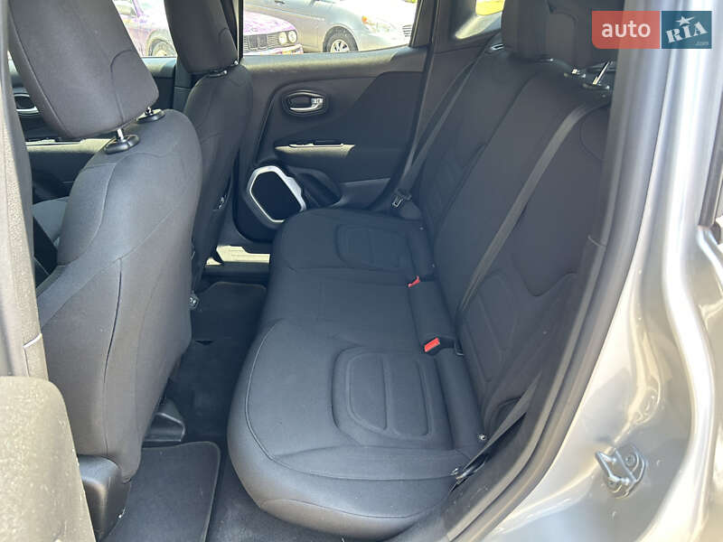 Внедорожник / Кроссовер Jeep Renegade 2018 в Одессе