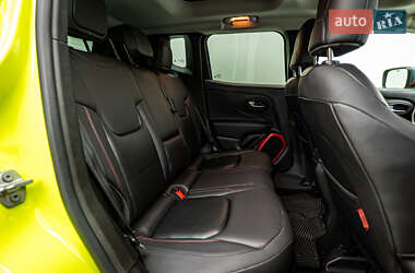 Внедорожник / Кроссовер Jeep Renegade 2017 в 