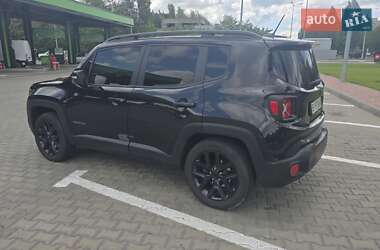 Внедорожник / Кроссовер Jeep Renegade 2015 в 