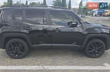 Внедорожник / Кроссовер Jeep Renegade 2015 в 
