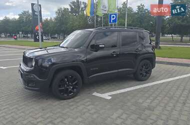 Внедорожник / Кроссовер Jeep Renegade 2015 в 