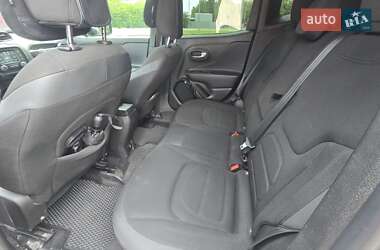 Внедорожник / Кроссовер Jeep Renegade 2015 в 