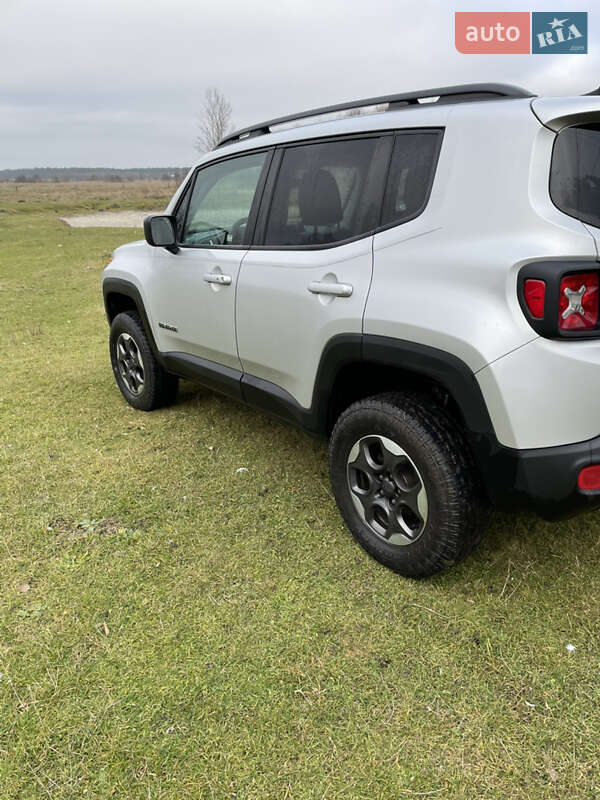 Внедорожник / Кроссовер Jeep Renegade 2018 в Львове фото 4 Внедорожник / Кроссовер Jeep Renegade 2018 в Львове