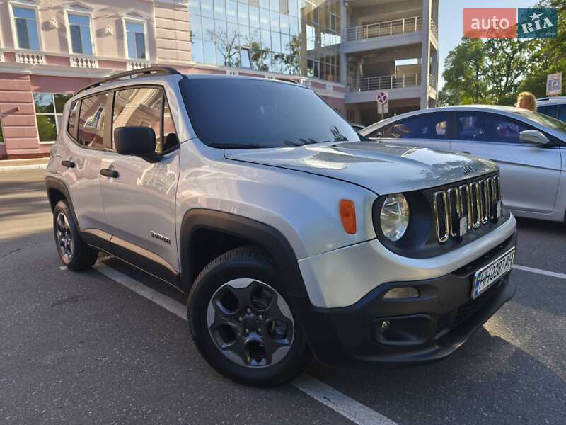Внедорожник / Кроссовер Jeep Renegade 2016 в Одессе фото 10 Внедорожник / Кроссовер Jeep Renegade 2016 в Одессе