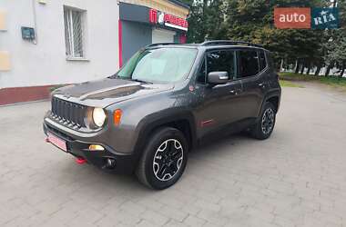 Внедорожник / Кроссовер Jeep Renegade 2016 в 