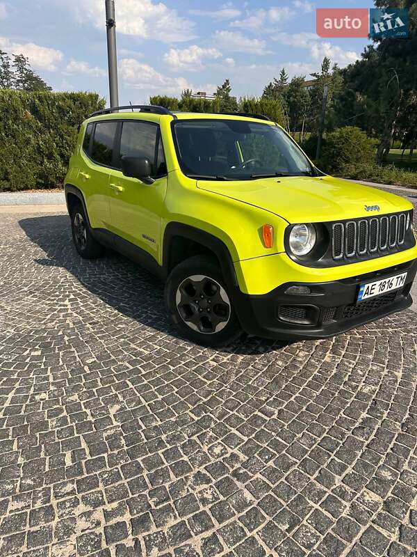 Позашляховик / Кросовер Jeep Renegade 2017 в Дніпрі