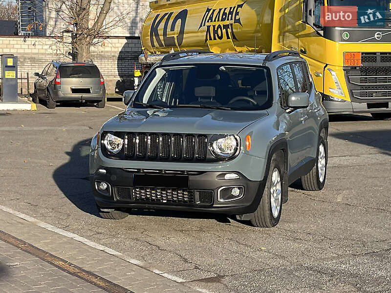 Внедорожник / Кроссовер Jeep Renegade 2018 в 