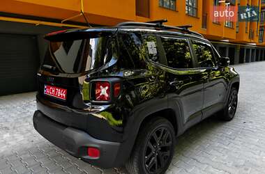 Позашляховик / Кросовер Jeep Renegade 2017 в 