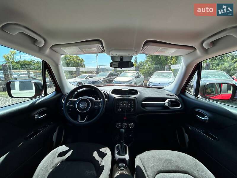 Внедорожник / Кроссовер Jeep Renegade 2016 в Одессе