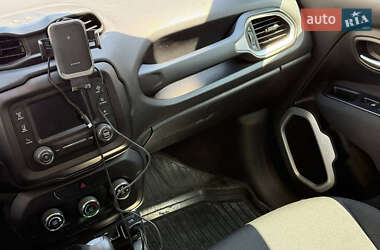 Внедорожник / Кроссовер Jeep Renegade 2019 в 