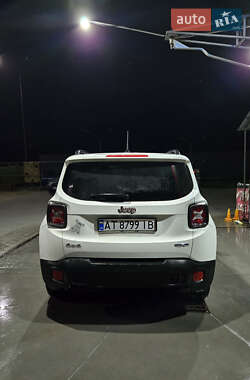 Внедорожник / Кроссовер Jeep Renegade 2015 в 
