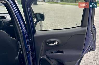 Внедорожник / Кроссовер Jeep Renegade 2019 в 