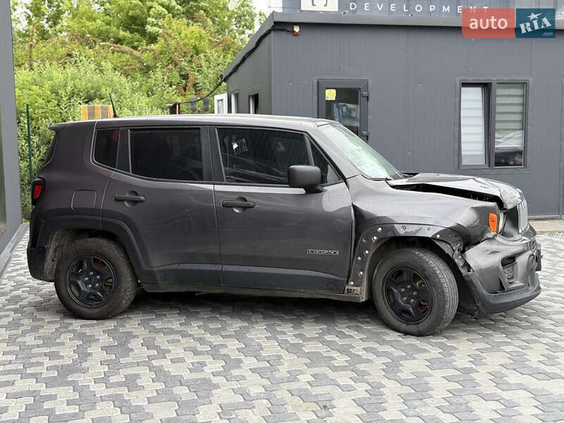 Внедорожник / Кроссовер Jeep Renegade 2020 в Львове