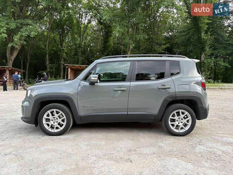 Внедорожник / Кроссовер Jeep Renegade 2022 в Ивано-Франковске