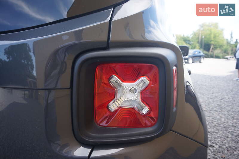 Позашляховик / Кросовер Jeep Renegade 2021 в Самборі