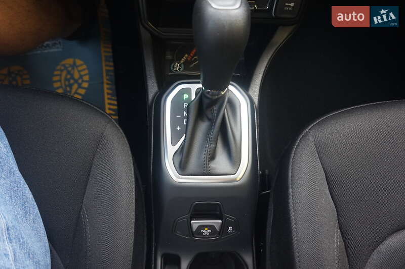 Позашляховик / Кросовер Jeep Renegade 2021 в Самборі