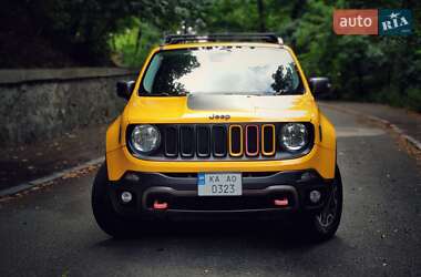 Позашляховик / Кросовер Jeep Renegade 2016 в Києві